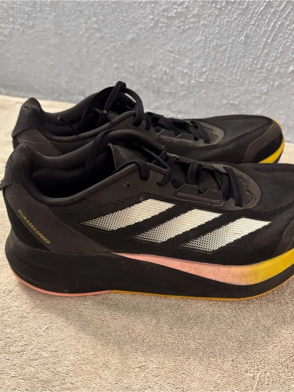 adidas unisex  Black Duramo Lightstrike Running Shies SZ Mens 6.5/7, Womens 85 9